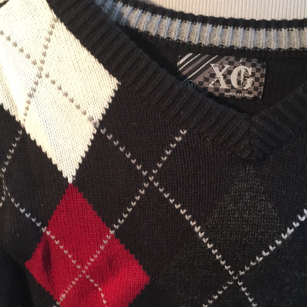 XG Sweater - Picture 2 of 4